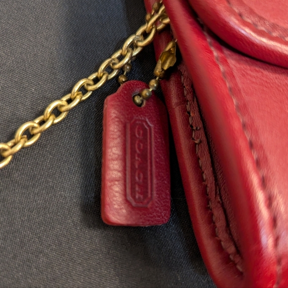 Vintage Red Coach Wallet - Picture 4 of 5
